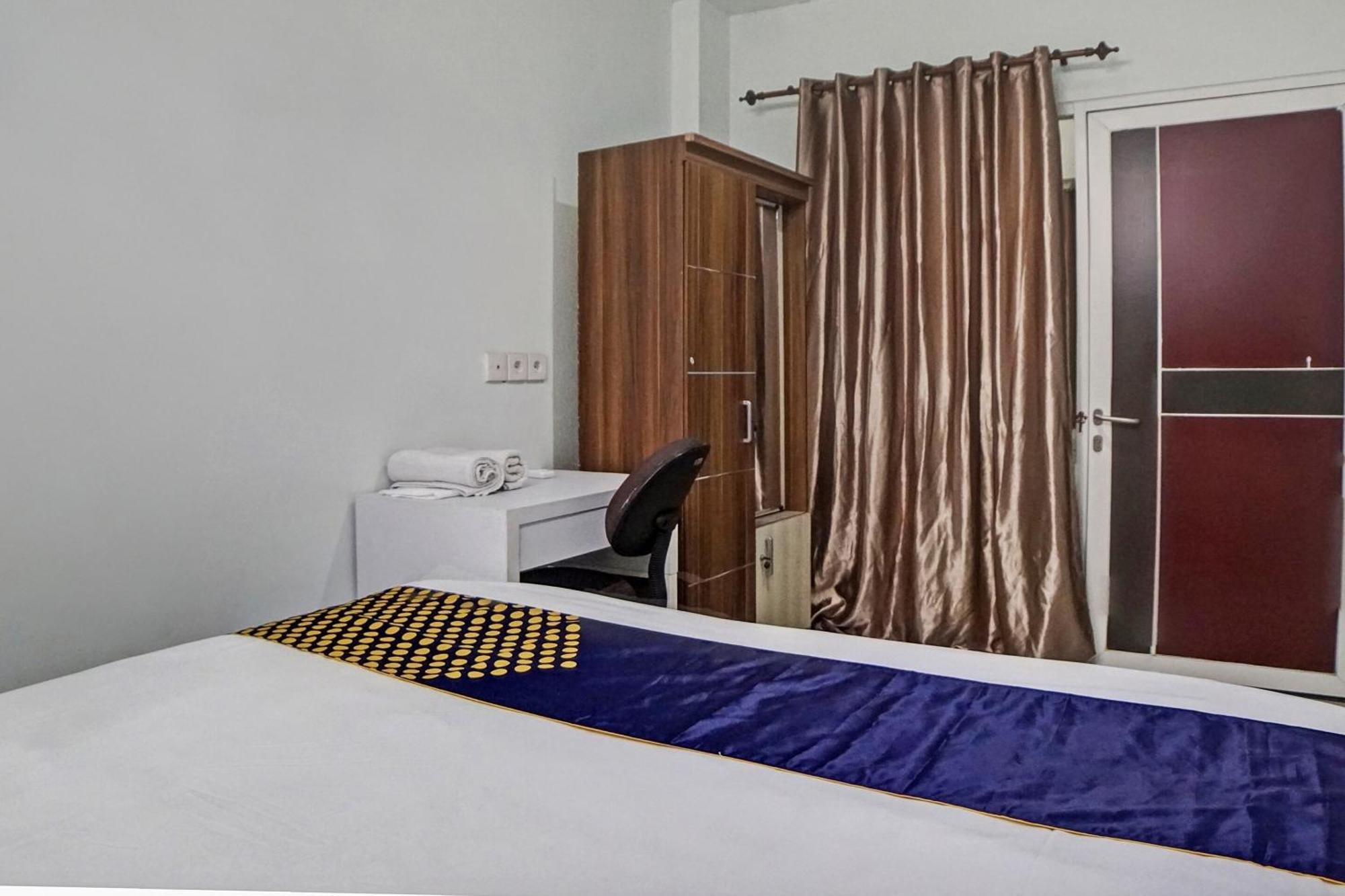 Spot On 92822 Finest House Near Amplas Bus Terminal Medan Extérieur photo